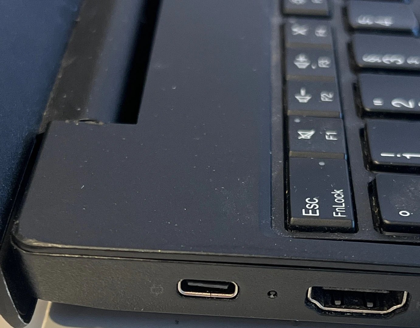 USB-C-Ladebuchse reparieren