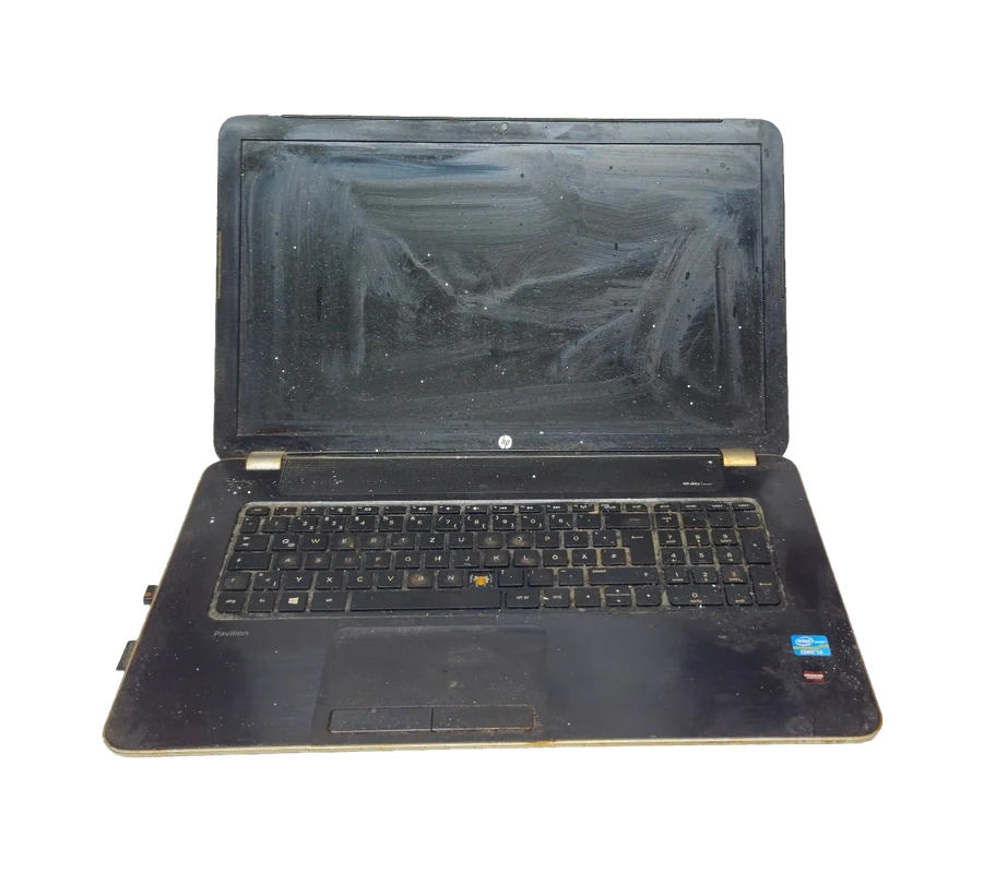 HP Pavilion 17-e015sg: Defekte Tasten und extreme Verschmutzung