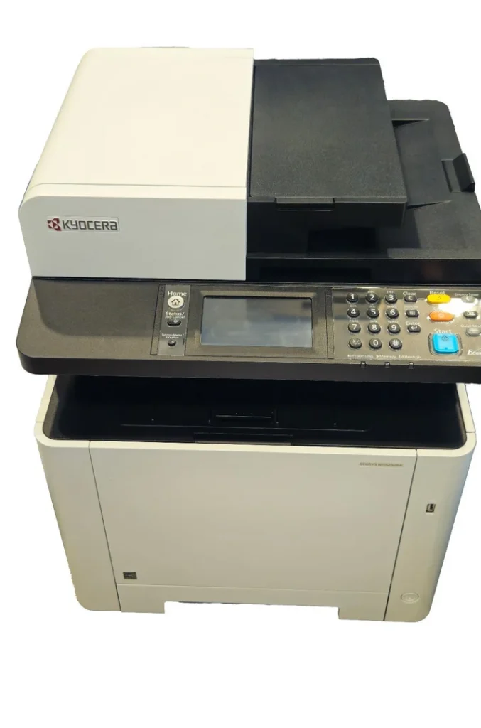 Kyocera ECOSYS M5526cdw mit Bedienfeld und Dokumenteneinzug