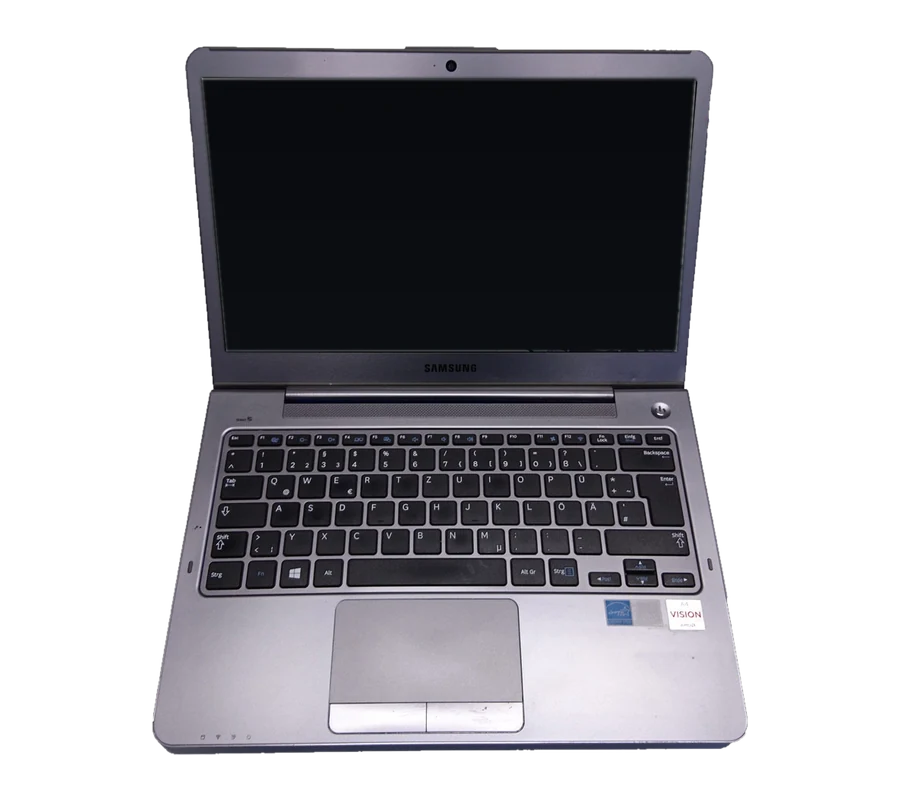 Samsung NP305V5A: Top-Case wegen Scharnieren getauscht